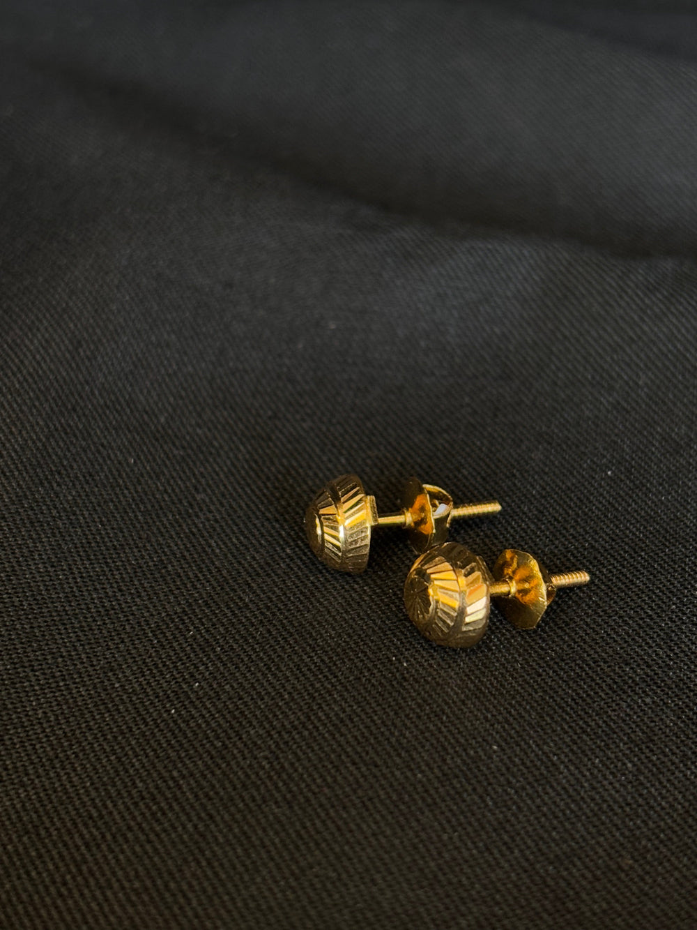 22KT Gold Two-Tone Stud Earrings with Textured Detailing - Elegant & Modern