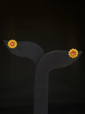 22K Gold Floral Stud Earrings with Vibrant Center Detail.