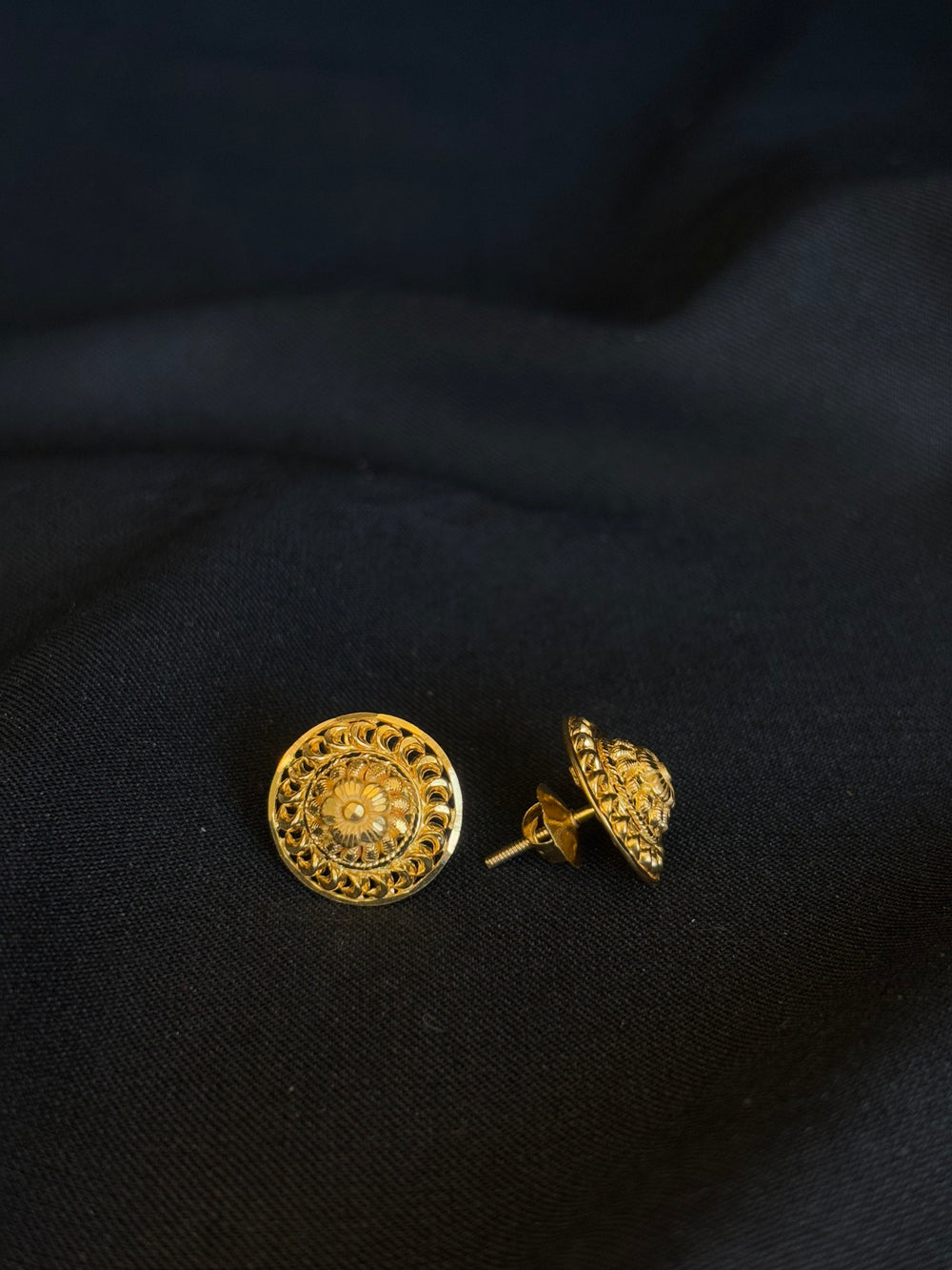 22K Gold Oval Stud Earrings with Floral Center Detail