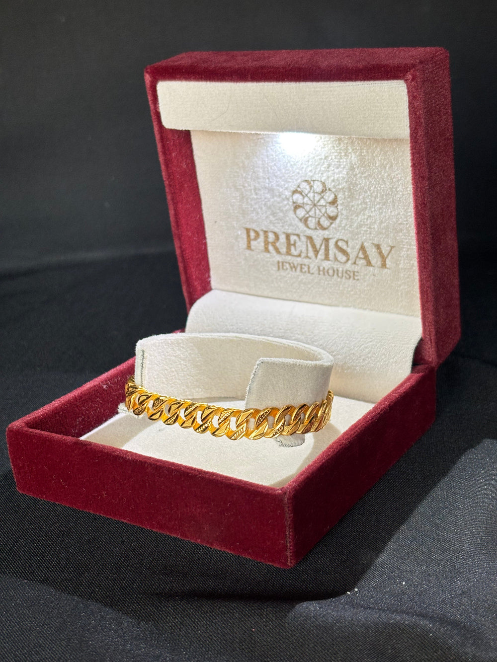 22K Gold Cuban Link Bracelet