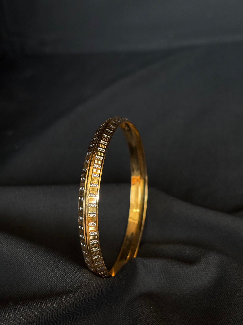 Traditional 22K Gold Sikh Kara - Handcrafted with Precision