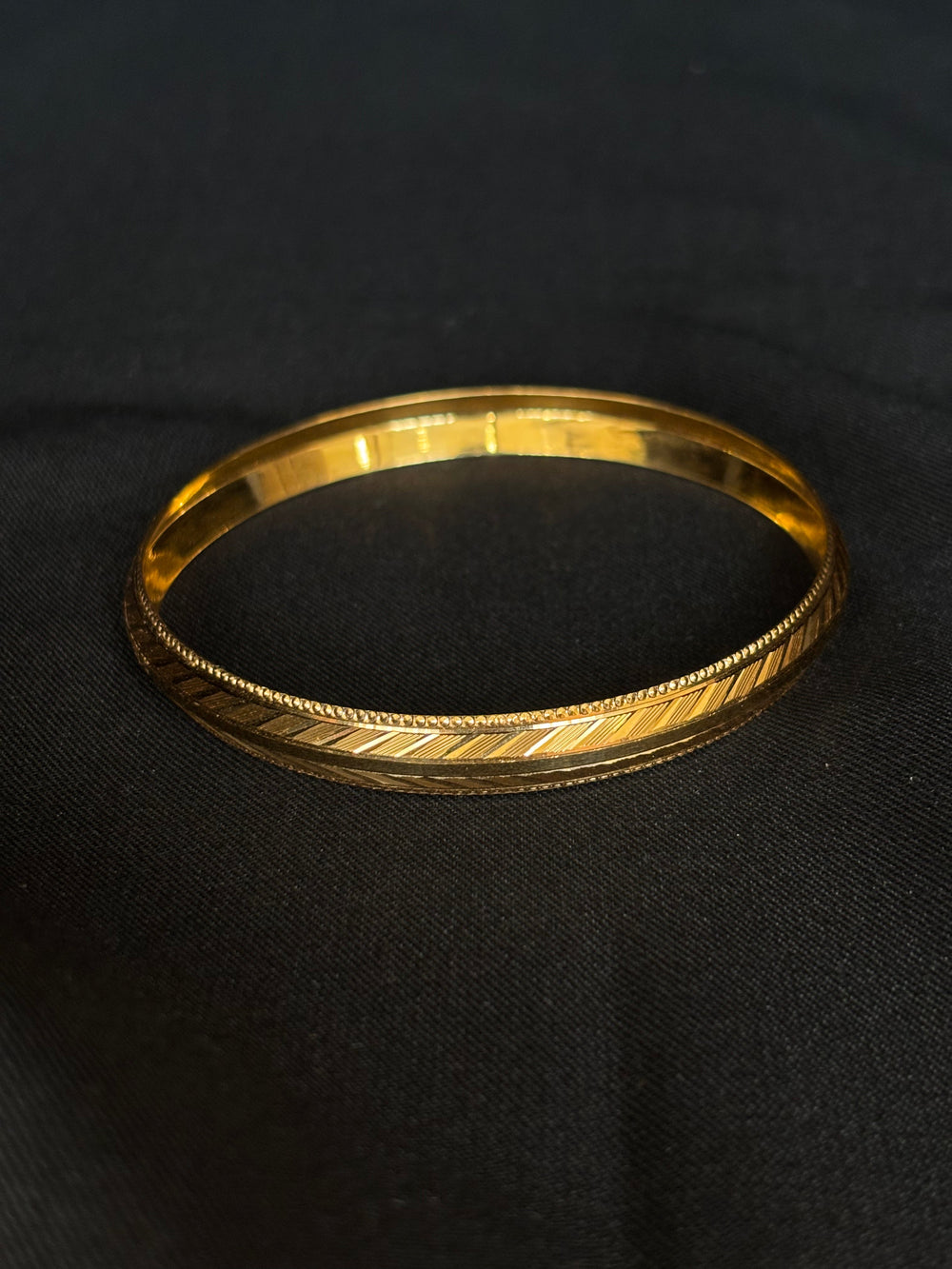 Traditional 22K Gold Sikh Kara with Engraved Design
