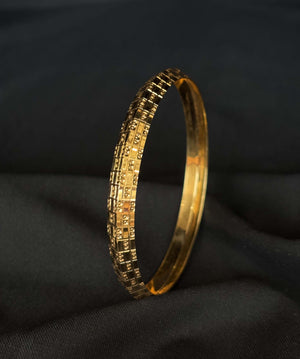 22K Gold Sikh Kara with Intricate Geometric Design