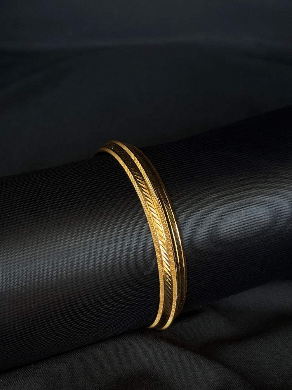 22K Gold Sikh Kara with Traditional Engraved Design