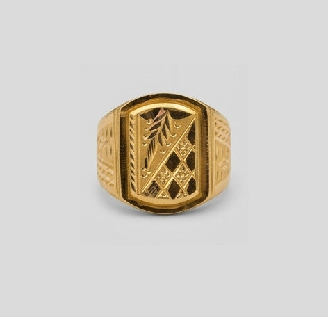 Gents 22K Gold Heritage Star Signet | Traditional Etched Gold Ring