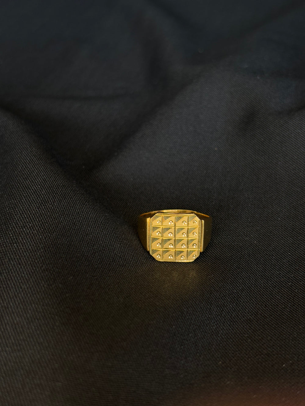 22K Gold Gents Ring with Modern Geometric Design.