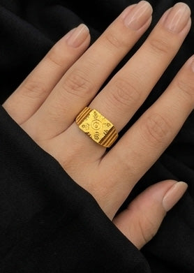Handcrafted Traditional Gold Signet Ring | Circular Motif Band