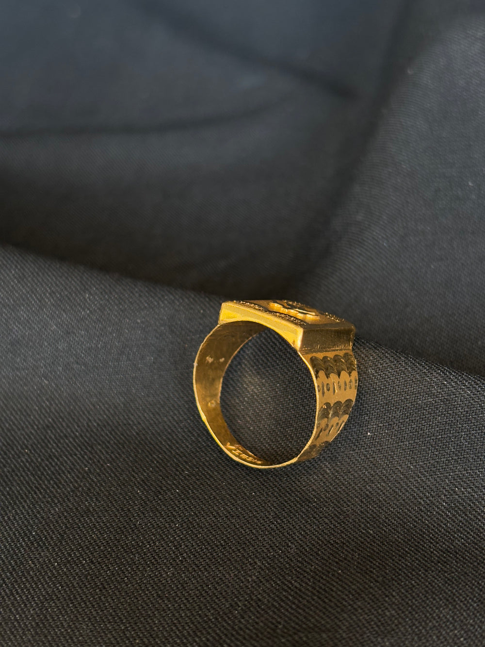 22K Gold Gents Ring with Distinctive Central Motif & Textured Band.