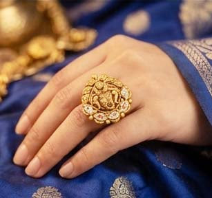 Elegant 22K Gold Mesh Pattern Ring | WoGents Detailed Gold Band