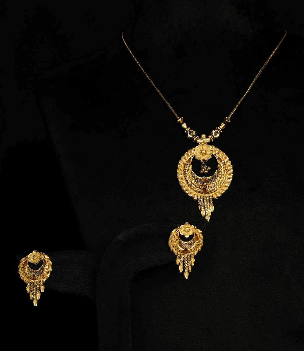 2K Gold Necklace and Earrings Set with Antique Finish