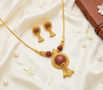 Elegant 22K Gold Teardrop Pendant Set | Textured Bridal Jewelry
