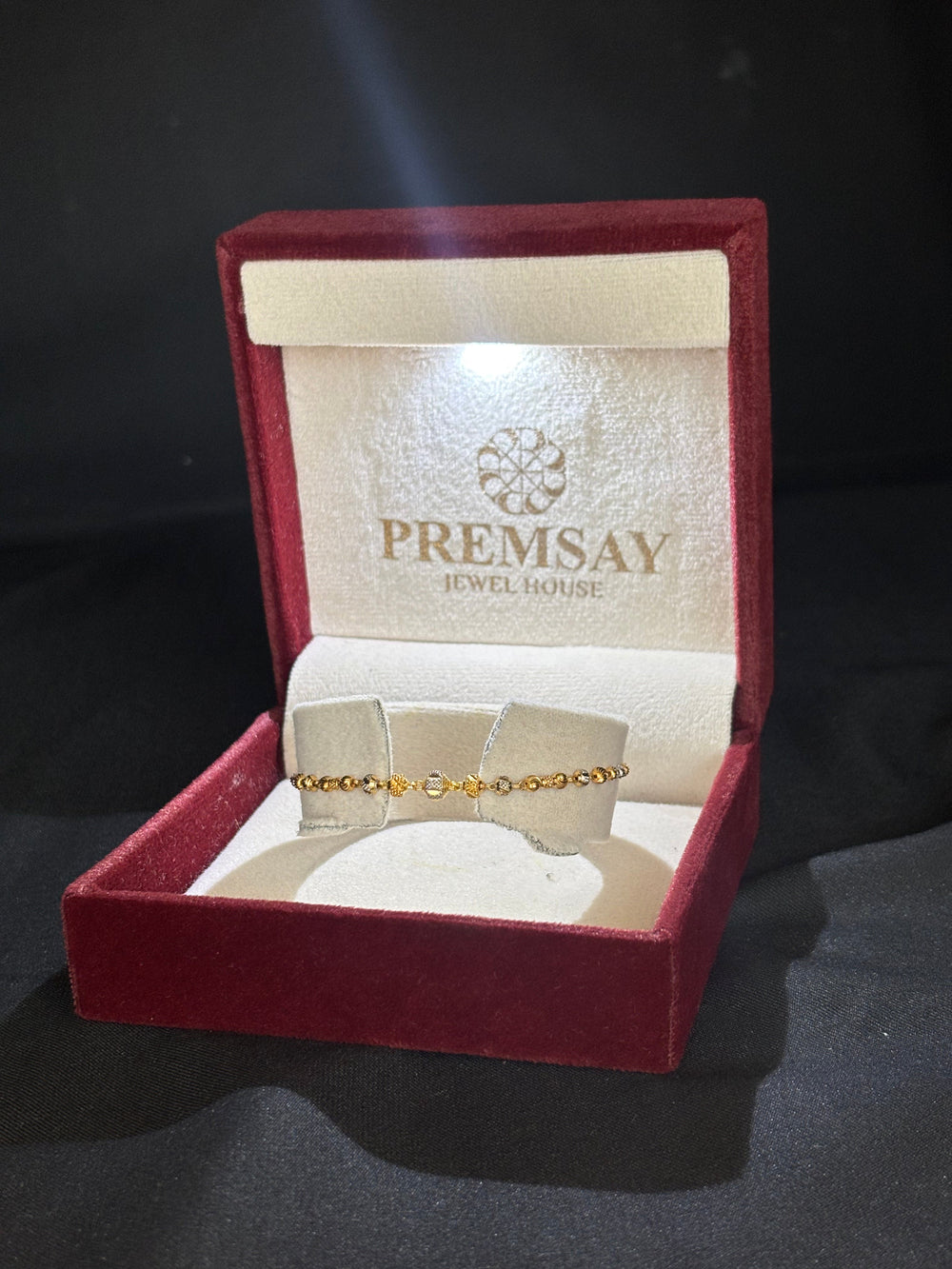 22K Gold Beaded Bracelet with Diamond-Cut Accents