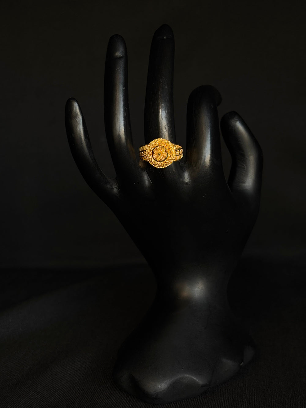 22K Gold Halo Ring with Intricate Detailing - Classic Elegance