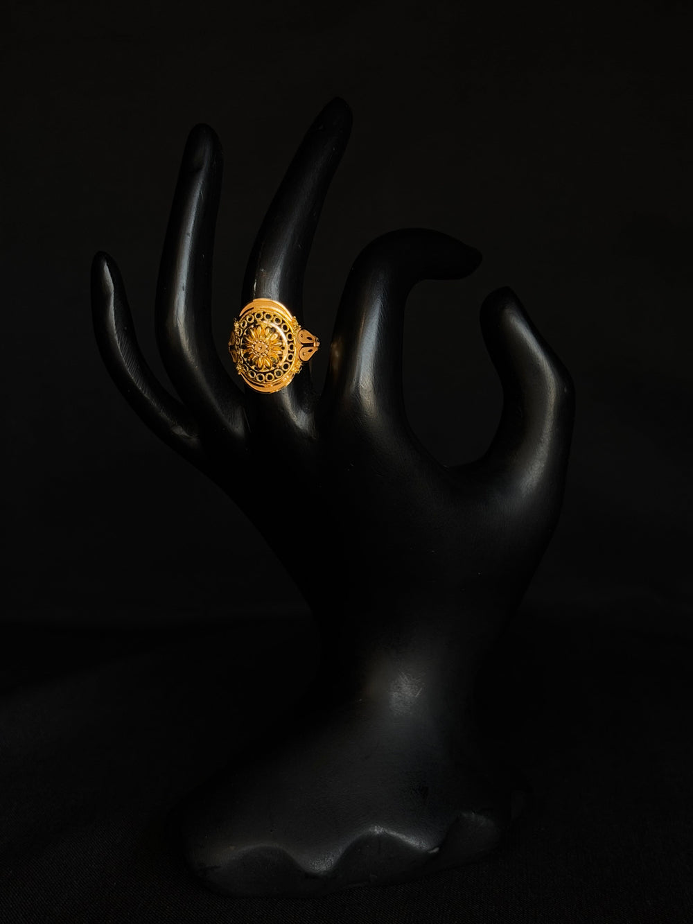 22K Gold Round Filigree Ring with Intricate Detailing - Traditional Indian Design