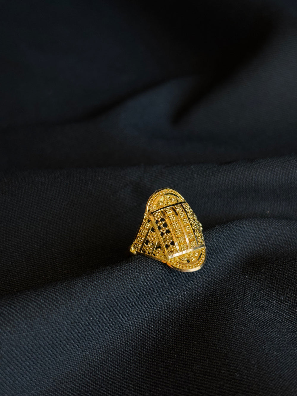 22K Gold Ladies Ring with Distinctive Textured Design