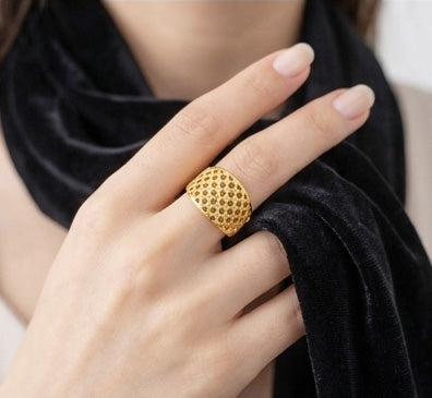 WoGents 22K Gold Rhombus Filigree Ring | Elegant Geometric Jewelry