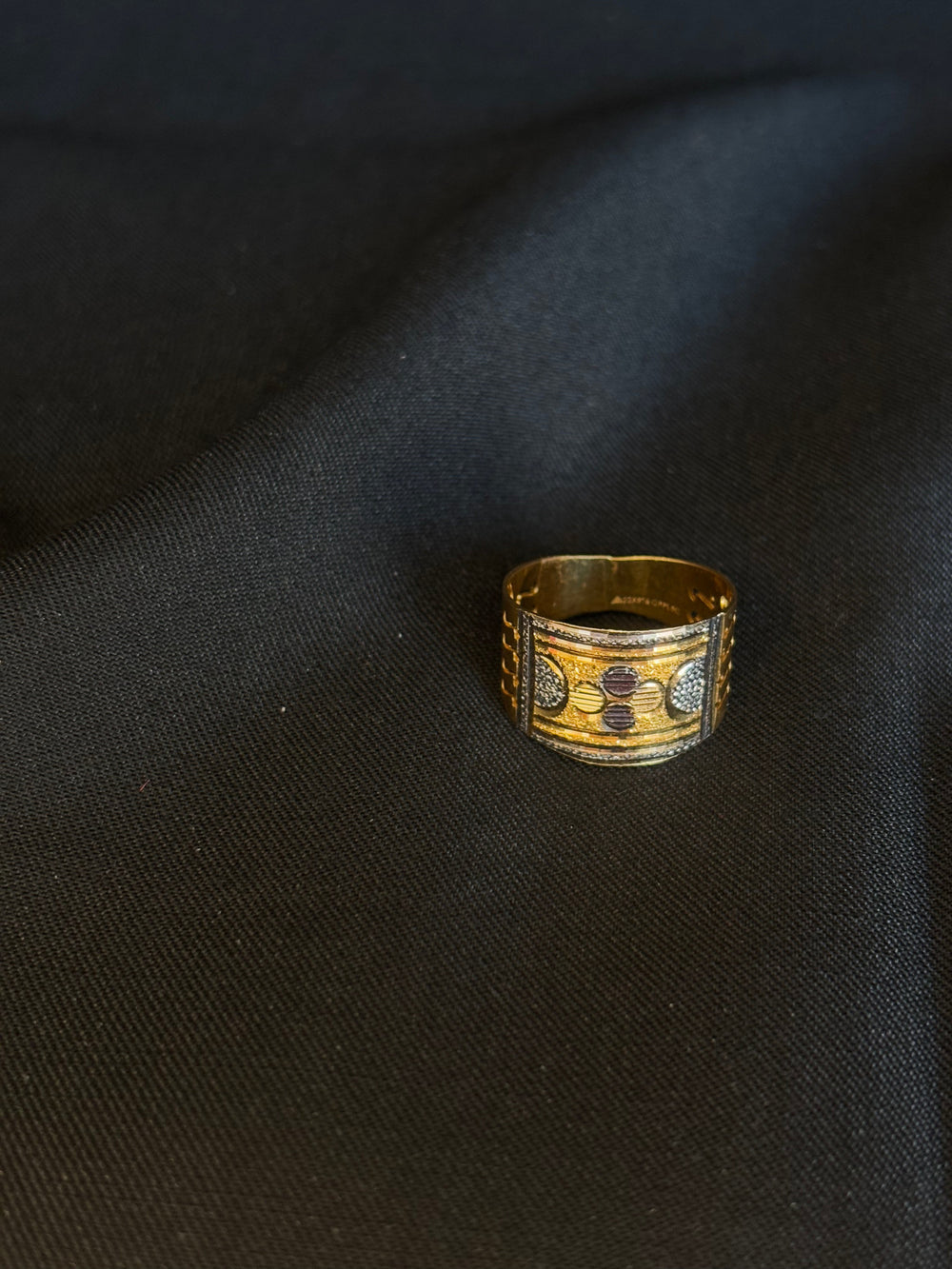 22KT Gold Band Ring with Geometric Pattern & Black Accent