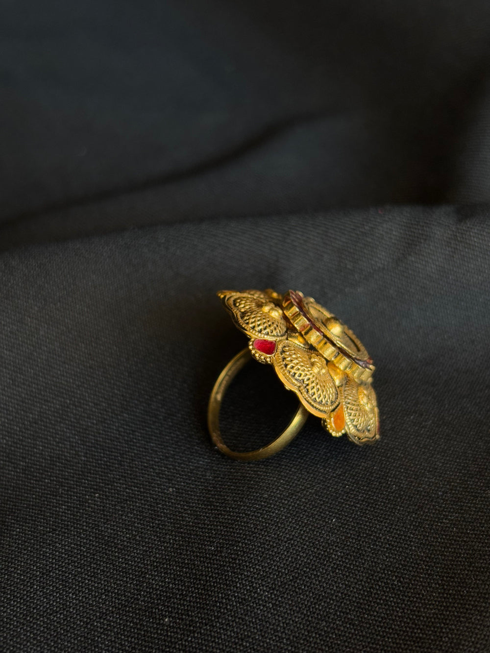 22KT Gold Floral Ladies Ring with Colorful Enamel Details.
