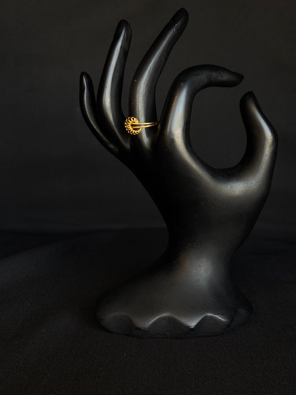22K Gold Shell Design Ring - Minimalist & Elegant