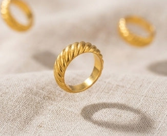 Gents 22K Gold Cross-Hatch Signet | Modern Geometric Textured Ring