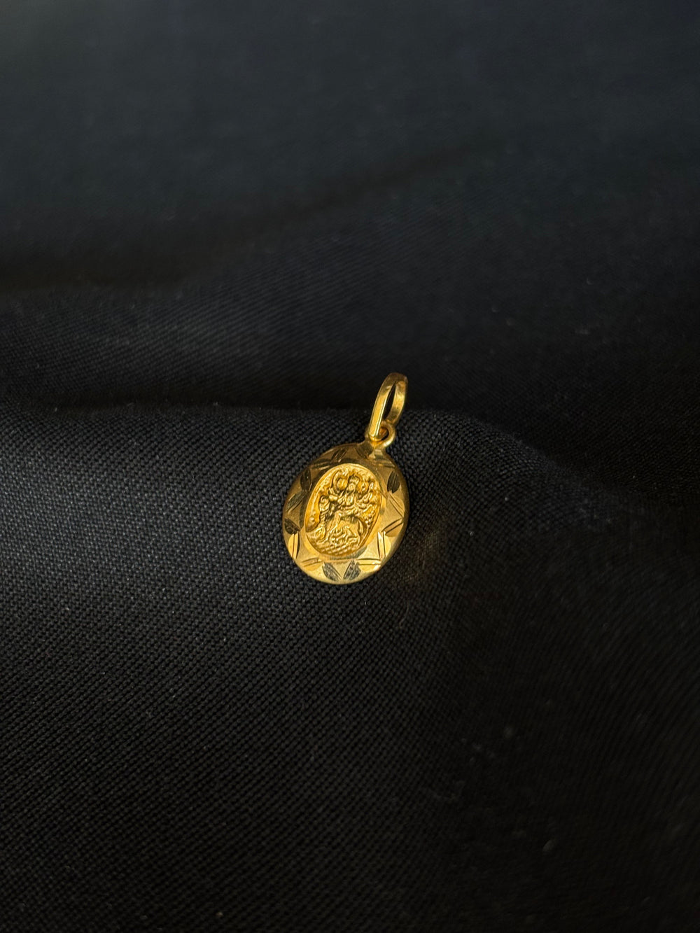 22K Gold Oval Lakshmi Mata Pendant (Without Chain)