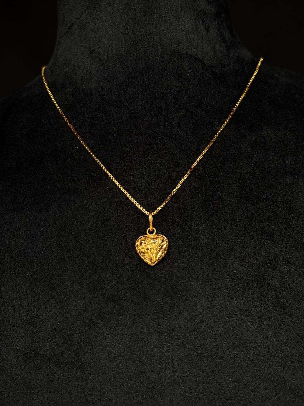22KT Gold Textured Heart Pendant (Without Chain)