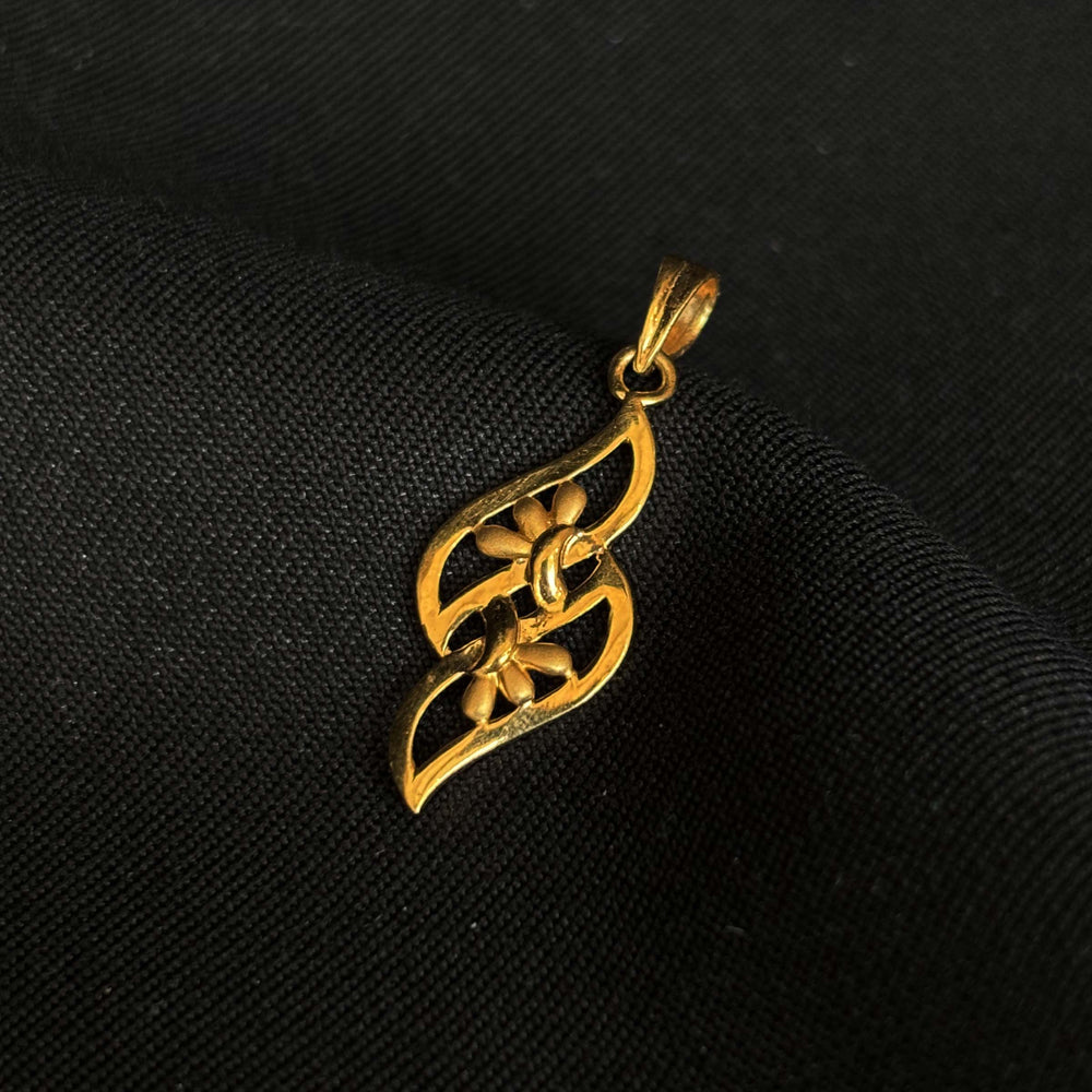 22KT Gold Abstract Floral Swirl Pendant (Without Chain)