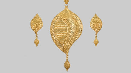 22KT Yellow Gold Filigree Necklace Set | Traditional Round Pendant & Earrings