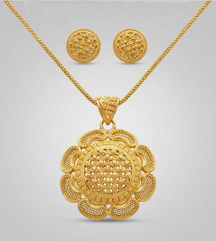 22KT Gold Heart-Motif Necklace Set | Elegant Pendant & Dangle Earrings