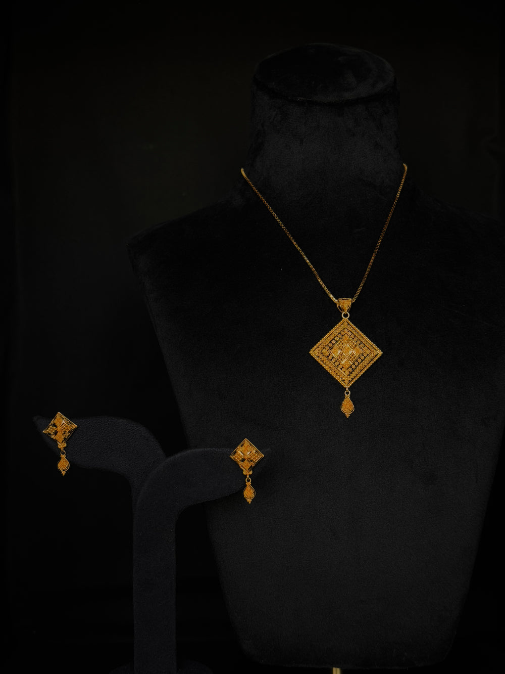 22K Gold Geometric Pendant Set with Diamond Shape & Detailed Dangles. (without chain)