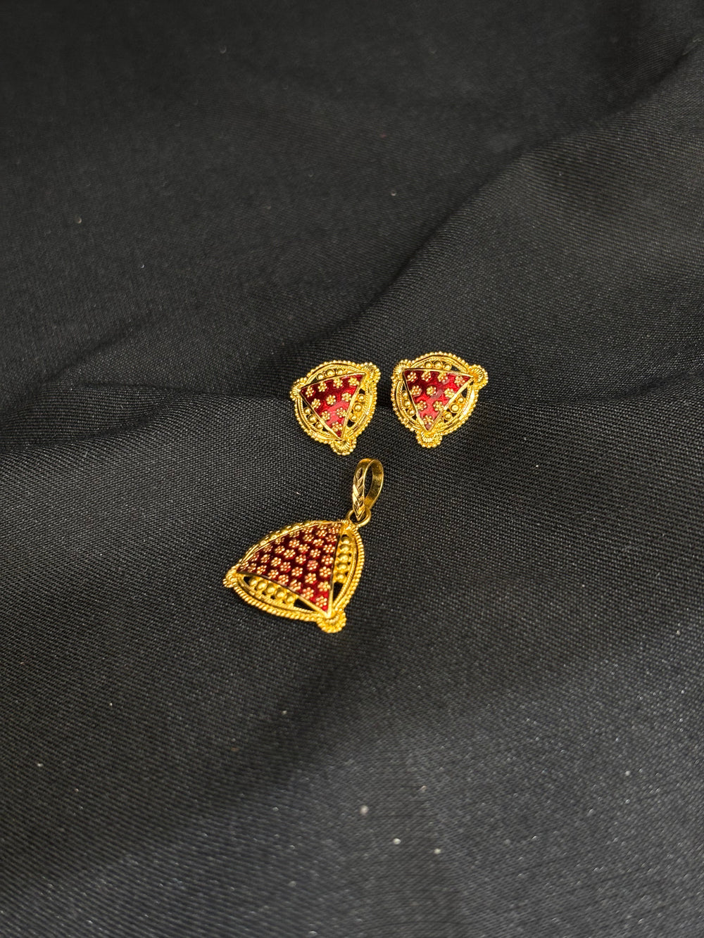 22K Gold Red Enamel Pendant and Earrings Set with Intricate Design
