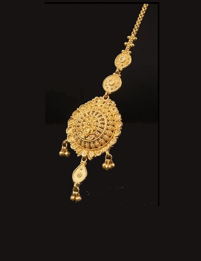 22KT Yellow Gold Sunburst Maang Tikka | Handcrafted Gold Tikka with Pearls